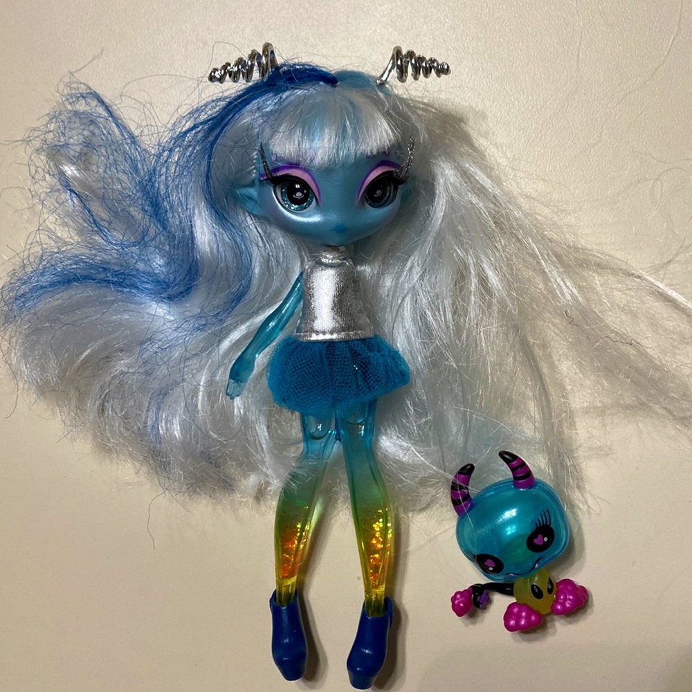 Novi stars Una verse